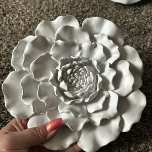 Set of 4 resin 3D flowers